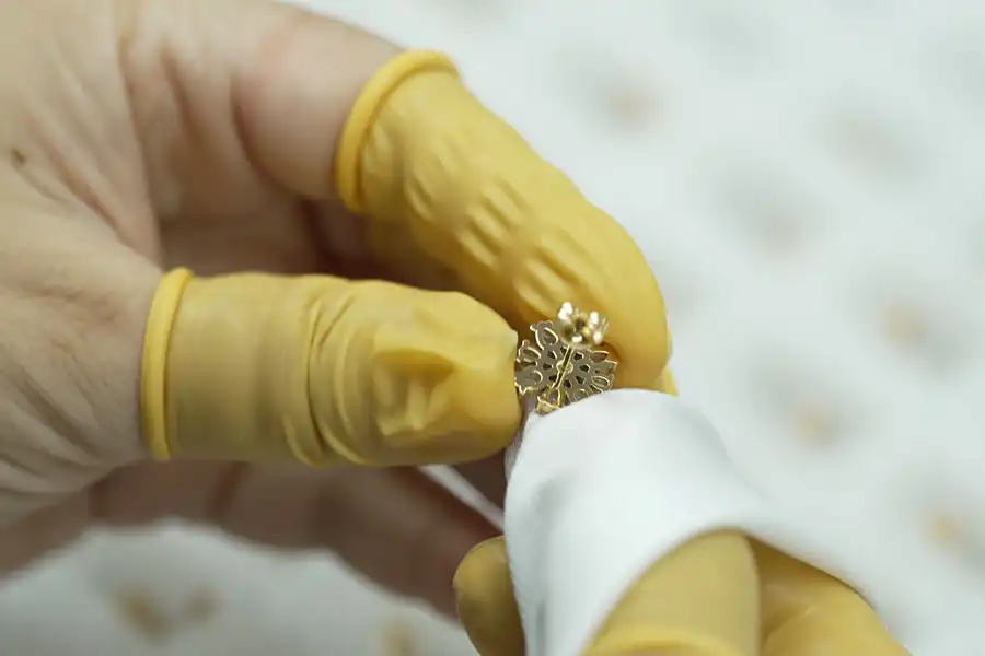 Azone private label jewelry