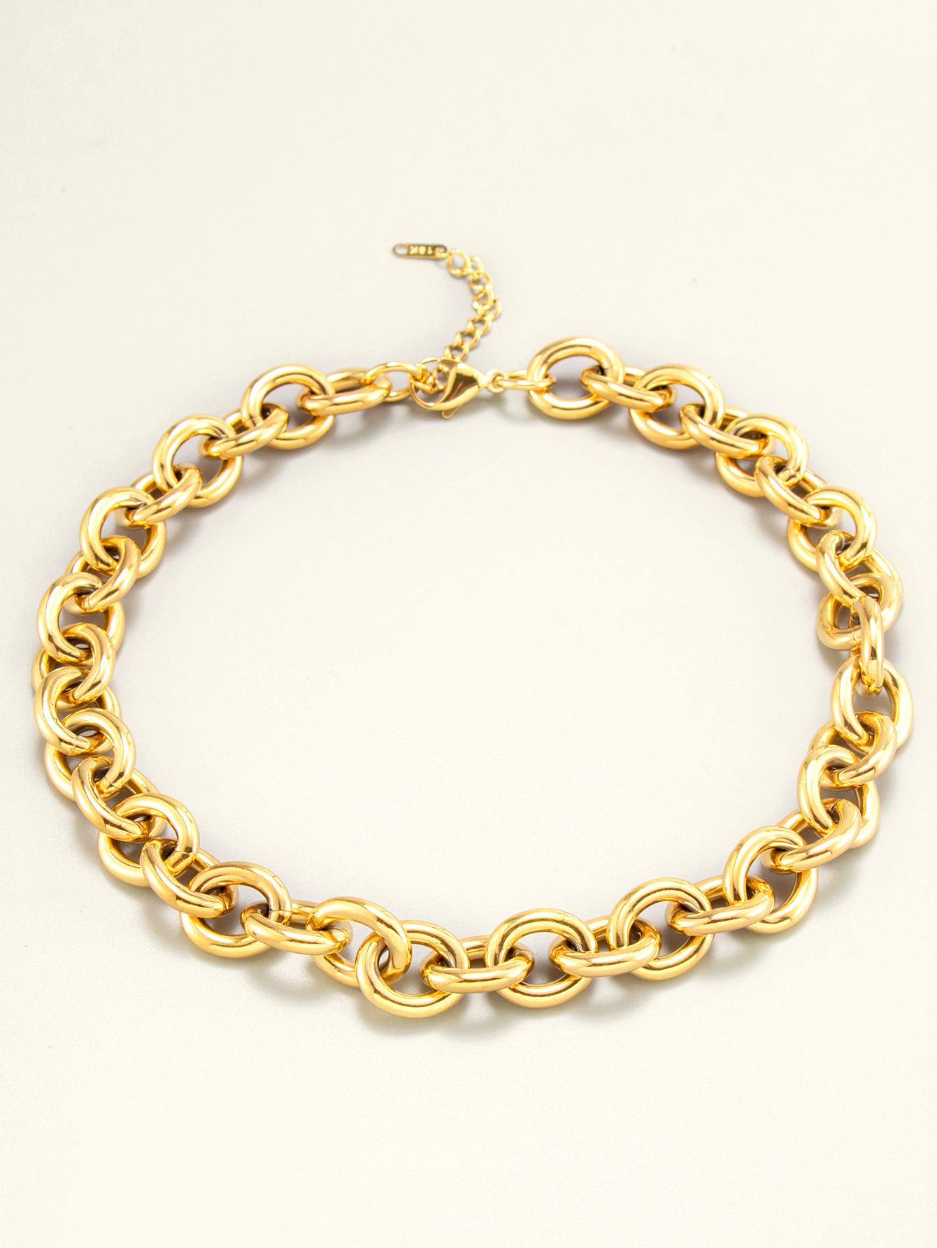 Gold chunky necklace